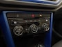 Volkswagen T-Roc 1.0 TSI Style, 115Pk, 2018, Panoramadak, 1ste eigenaar, Digital dashboard, Climate control, Parkeersensoren, LED koplampen,
