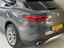 Alfa Romeo Stelvio 2.0 T AWD Super, 280Pk, 2017, 2de eigenaar, Panoramadak, Volledig leder, 20" velgen, Camera, Stoelverwarming, Cruise control, Xenon koplampen, Schakelflippers,