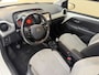 Citroën C1 1.0 e-VTi Shine, 70PK, 2017, Airco, Bluetooth audio, 4 seizoenen banden, Stuur bediening, Centrale vergrendeling, Stoelverwarming,