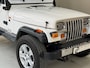 Jeep Wrangler 2.5 Softtop Laredo, 107Pk, 1990, Trekhaak, Lichtmetalen velgen, LED koplampen, Historie