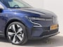 Renault Megane E-Tech comfort range techno 60 kWh / SOH 97 % / Trekhaak / Fabrieksgarantie tot 9-2027 / Harman&Kardon Audio / Dodehoek Detectie / 360 Graden Camera / CCS Snel Laden / Navigatie / Adaptief Cruise Control / Stoelverwarming /