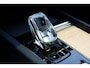 Volvo XC60 T6 Plug-in hybrid AWD Ultra Dark | Trekhaak | Panoramadak | Head up display | 360 graden camera | Verwarmbare voorstoelen stuurwiel en achterbank | Adaptieve cruise control
