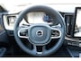 Volvo XC60 T6 Plug-in hybrid AWD Ultra Dark | Trekhaak | Panoramadak | Head up display | 360 graden camera | Verwarmbare voorstoelen stuurwiel en achterbank | Adaptieve cruise control