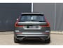 Volvo XC60 T6 Plug-in hybrid AWD Ultra Dark | Trekhaak | Panoramadak | Head up display | 360 graden camera | Verwarmbare voorstoelen stuurwiel en achterbank | Premium audio by Harman Kardon |