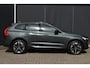 Volvo XC60 T6 Plug-in hybrid AWD Ultra Dark | Trekhaak | Panoramadak | Head up display | 360 graden camera | Verwarmbare voorstoelen stuurwiel en achterbank | Premium audio by Harman Kardon |