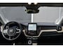 Volvo XC60 T6 Plug-in hybrid AWD Ultra Dark | Trekhaak | Panoramadak | Head up display | 360 graden camera | Verwarmbare voorstoelen stuurwiel en achterbank | Premium audio by Harman Kardon |