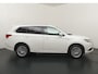 Mitsubishi Outlander 2.4 PHEV 240pk Intense | Trekhaak | Cruise control | Elektrisch verstelbare stoel | Stoelverwarming | All-season banden |