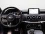 Kia Stinger 2.0 T-GDI GT-Line | 255 PK | Sportstuur | Stoelverwarming voor & achter | Elektrische stoelen |