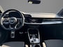 Audi A3 Sportback 35 TFSI 150pk S-tronic S edition · Apple/Android Car Play · Navigatie · Elek. Achterklep · P-Sensoren · Cruise Control · Zwart Optiek · 19'' Inch ·