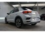 Volkswagen T-Roc 1.5 TSI 150pk R-Line Virtual|LED|Suzuka 19"|White Silver