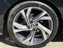 Renault Clio 1.0 TCE INIT. PARIS RS LINE. LEER NAVI CAMERA STOELVERWARMING AIRCO