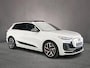 Audi Q6 e-tron S edition 100 kWh | Trekhaak | Adaptieve Luchtvering | Panorama Dak | Adaptieve Cruise | Head-up | B&O | Navigatie-pakket | Pack Tech | Trekhaak-pakket |