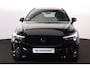 Volvo XC60 T6 Recharge AWD Ultra Black Edition - Panorama/schuifdak - IntelliSafe Assist & Surround - 360º Camera - Harman/Kardon audio - Adaptieve LED koplampen - Verwarmde voorstoelen, stuur & achterbank - Parkeersensoren voor & achter - Elektr. bedienb. voorstoelen met geheugen - Head up display - Draadloze tel. lader - Extra getint glas - Inklapbare trekhaak - 21' LMV