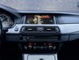 BMW 5-Serie Touring M550d xDrive High Exe. l Head-Up l Elek. trekhaak l Comfortstoelen l Harman/Kardon l Export 11.615