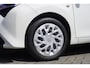 Toyota Aygo 1.0 VVT-i x-play Automaat | CarPlay | Camera | NAP | Airco
