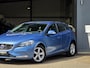Volvo V40 1.6 T2 120PK Kinetic |Navi|Clima|PDC|Cruise|Stoelvw