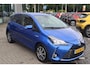 Toyota Yaris 1.5 HYBRID DYNAMIC Y20 STOELVERW. KEYLESS LM-VELGEN CAMERA P-SENSOREN PRIVACY-GLASS