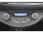 Toyota Yaris 1.5 HYBRID DYNAMIC Y20 STOELVERW. KEYLESS LM-VELGEN CAMERA P-SENSOREN PRIVACY-GLASS