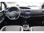Toyota Yaris 1.5 HYBRID DYNAMIC Y20 STOELVERW. KEYLESS LM-VELGEN CAMERA P-SENSOREN PRIVACY-GLASS