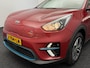 Kia Niro EV e-Niro DynamicLine 64 kWh SOH 94,9% | Warmtepomp | Trekhaak | Camera | Stoel/Stuurverwarming
