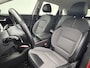Kia Niro EV e-Niro DynamicLine 64 kWh SOH 94,9% | Warmtepomp | Trekhaak | Camera | Stoel/Stuurverwarming