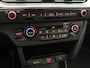 Kia Niro EV e-Niro DynamicLine 64 kWh SOH 94,9% | Warmtepomp | Trekhaak | Camera | Stoel/Stuurverwarming
