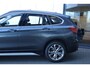 BMW X1 xDrive20i High Executive / Panorama / Sportstoelen