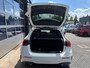 Mercedes-Benz A-klasse 200 Business Solution AMG Clima Cruise Panodak Achteruitrijcamera Stoelverwarming Zeer Nette Auto !!!