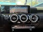 Mercedes-Benz A-klasse 200 Business Solution AMG Clima Cruise Panodak Achteruitrijcamera Stoelverwarming Zeer Nette Auto !!!