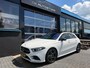 Mercedes-Benz A-klasse 200 Business Solution AMG Clima Cruise Panodak Achteruitrijcamera Stoelverwarming Zeer Nette Auto !!!