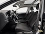 Volkswagen T-Roc 1.0 TSI Style Business|PANO|NL AUTO|TREKHAAK|DIGIDASH|LM-VELG