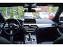 BMW 5-Serie 520i High Executive M-Sport Schuif/kantel dak | Head up | Memory Seats | stoelverwarming/koeling
