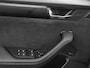Skoda Superb Combi 1.4 TSI iV 218pk DSG Sportline Business · Panoramadak · 360 Camera · Inklap. Trekhaak · Matrix LED · Canton Audio · Elek. Stoelen + Geheugen ·