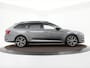 Skoda Superb Combi 1.4 TSI iV 218pk DSG Sportline Business · Panoramadak · 360 Camera · Inklap. Trekhaak · Matrix LED · Canton Audio · Elek. Stoelen + Geheugen ·