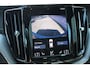 Volvo XC60 T8 Automaat Twin Engine AWD R-Design | Achteropkomend verkeer waarschuwing | Apple Carplay & Android Auto | Autonomous Emergency Braking | Bots herkenning en activatie | Electronic climate controle | Kunstlederen interieurdelen | Extra getint glas