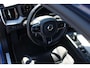 Volvo XC60 T8 Automaat Twin Engine AWD R-Design | Achteropkomend verkeer waarschuwing | Apple Carplay & Android Auto | Autonomous Emergency Braking | Bots herkenning en activatie | Electronic climate controle | Kunstlederen interieurdelen | Extra getint glas