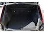 Volvo XC40 Recharge Plus | Achteropkomend verkeer waarschuwing | Apple Carplay & Android Auto | Autonomous Emergency Braking | Bots herkenning en activatie | Cruise control adaptief met Stop&Go en stuurhulp | Electronic climate controle | Interieur voorverwarmingsinstallatie | Navigatiesysteem full map | Rijstrooksensor met correctie