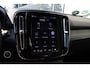 Volvo XC40 2.0 B4 Plus Dark | Achteropkomend verkeer waarschuwing | Apple Carplay & Android Auto | Autonomous Emergency Braking | Bots herkenning en activatie | Cruise control adaptief met Stop&Go en stuurhulp | Dodehoekdetectie met correctie | Electronic climate controle