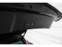 Volvo XC40 2.0 B4 Plus Dark | Achteropkomend verkeer waarschuwing | Apple Carplay & Android Auto | Autonomous Emergency Braking | Bots herkenning en activatie | Cruise control adaptief met Stop&Go en stuurhulp | Dodehoekdetectie met correctie | Electronic climate controle