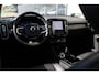 Volvo XC40 2.0 B4 Plus Dark | Achteropkomend verkeer waarschuwing | Apple Carplay & Android Auto | Autonomous Emergency Braking | Bots herkenning en activatie | Cruise control adaptief met Stop&Go en stuurhulp | Dodehoekdetectie met correctie | Electronic climate controle