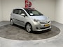 Toyota Verso-S 1.3 VVT-i Dynamic, Camera, Cruise, Clima, Panodak, Trekhaak, Navi, Telefoon, Blue tooth, Lichtmetaal, Prijs incl. nieuwe apk, beurt en 3 mnd garantie