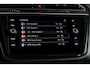 Volkswagen Tiguan 1.5 TSI 150 PK Life Business | Trekhaak | Dig. Cockpit | Adapt. Cruise | Stuur-+stoelverw. | Camera | PDC | NAV+App. Connect | ECC | LM 19" |