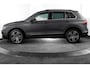 Volkswagen Tiguan 1.5 TSI 150 PK Life Business | Trekhaak | Dig. Cockpit | Adapt. Cruise | Stuur-+stoelverw. | Camera | PDC | NAV+App. Connect | ECC | LM 19" |