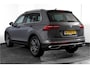 Volkswagen Tiguan 1.5 TSI 150 PK Life Business | Trekhaak | Dig. Cockpit | Adapt. Cruise | Stuur-+stoelverw. | Camera | PDC | NAV+App. Connect | ECC | LM 19" |