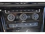 Volkswagen Touran 1.4 TSI Highline Automaat | Massagestoel | Navigatie | BSM | Camera | 12 mnd BOVAG garantie | Whatsapp 06-53188999