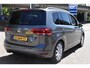 Volkswagen Touran 1.4 TSI Highline Automaat | Massagestoel | Navigatie | BSM | Camera | 12 mnd BOVAG garantie | Whatsapp 06-53188999