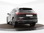 Audi E-tron 55 quattro S edition 95 kWh 408pk · Panoramadak · Camera · Luchtvering · Elek. Stoelen + Geheugen · Afneembare Trekhaak · Matrix LED · Keyless ·