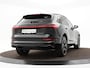 Audi E-tron 55 quattro S edition 95 kWh 408pk · Panoramadak · Camera · Luchtvering · Elek. Stoelen + Geheugen · Afneembare Trekhaak · Matrix LED · Keyless ·