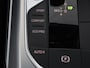BMW 3-Serie 320i Executive Edition | Sport Line | Trekhaak | Harman/Kardon | Sfeerverlichting | Carplay | Half leder | Live Cockpit | Parkeerhulp | Navigatie | Climate control | Full LED | Bluetooth | Cruise control