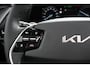 Kia Niro EV ExecutiveLine 64.8 kWh Leder Schuif-kantel dak Elektrische bedienbare achterklep DAB Led Camera Navigatie Climate control Cruise control
